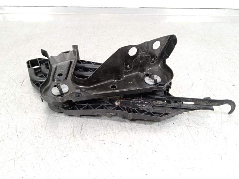 SOPORTE FARO IZQUIERDO 1Z0941613 