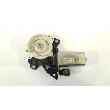 MOTOR ELEVALUNAS TRASERO DERECHO 4G8839004 