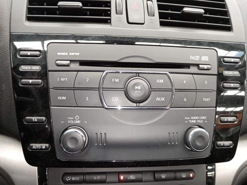 SISTEMA AUDIO / RADIO CD 