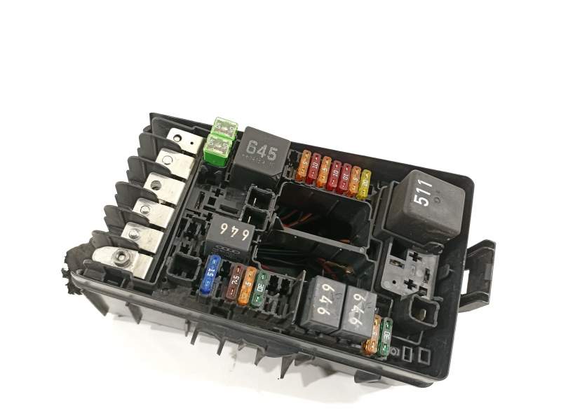 CAJA RELES / FUSIBLES 5Q0937125A 