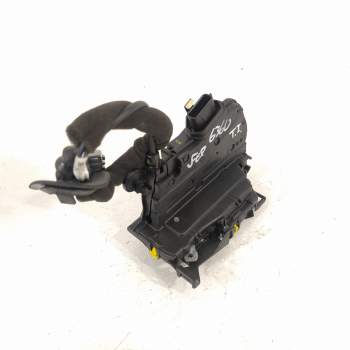 CERRADURA PUERTA TRASERA IZQUIERDA 825033289R 