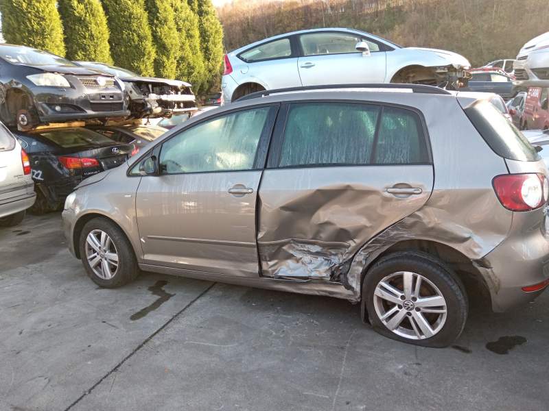 volkswagen golf plus v (5m1, 521) del año 2013