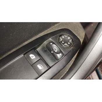 MANDO ELEVALUNAS DELANTERO IZQUIERDO 96751129ZD 
