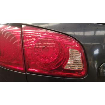 PILOTO TRASERO IZQUIERDO EN PORTON 924052B000 