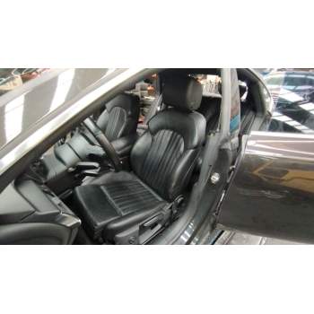 ASIENTO DELANTERO IZQUIERDO 