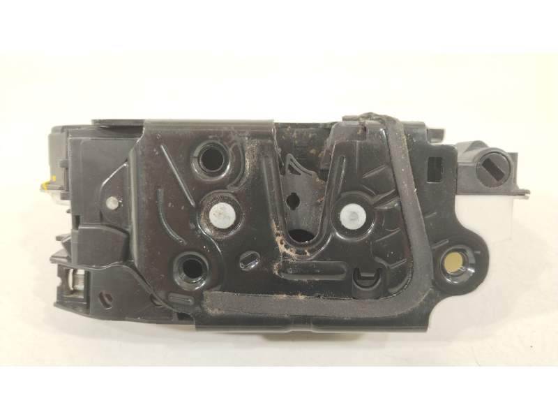 CERRADURA PUERTA DELANTERA DERECHA 5K1837016B 
