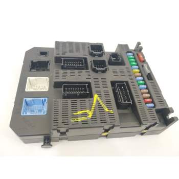 CAJA RELES / FUSIBLES 9659285380 