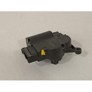 MOTOR APERTURA TRAMPILLAS CLIMATIZADOR 5Q0907511L 