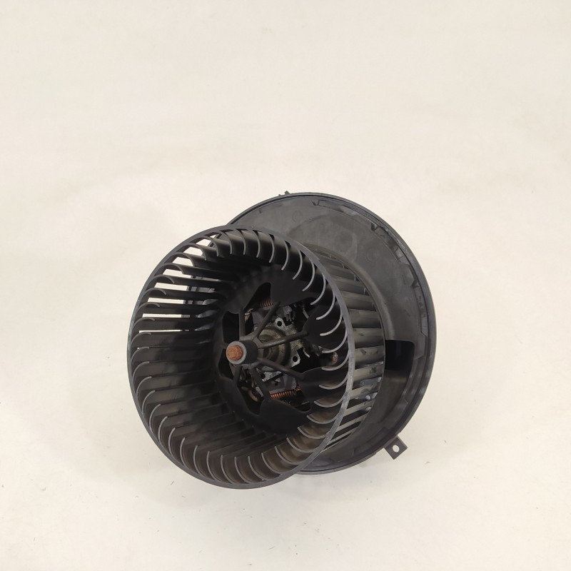 Recambio de ventilador calefaccion para mercedes clase b (w245) 180 cdi special edition (245.207) referencia OEM IAM A1698200642
