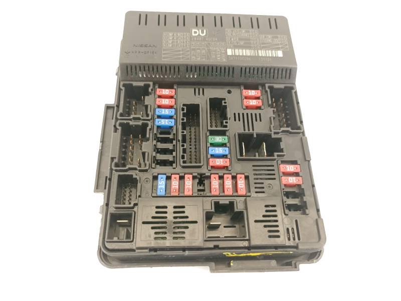 CAJA RELES / FUSIBLES 284B74GC0A 