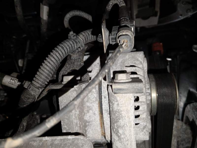 ALTERNADOR 13520813 