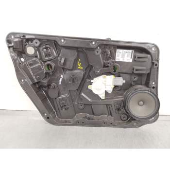 ELEVALUNAS DELANTERO IZQUIERDO A12376600229051 A1767206500 A2469065100