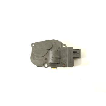 MOTOR APERTURA TRAMPILLAS CLIMATIZADOR EFB430 14102013