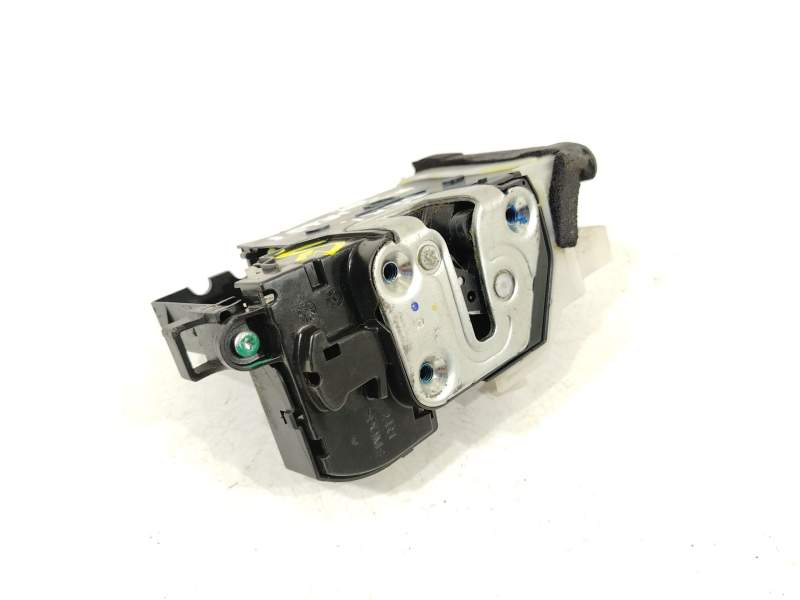 CERRADURA PUERTA DELANTERA DERECHA 813202Y000 