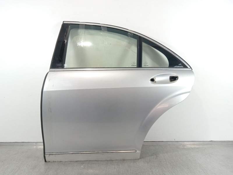 PUERTA TRASERA IZQUIERDA A221 