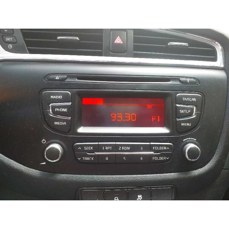 Recambio de sistema audio / radio cd para kia ceed concept referencia OEM IAM 96170A2600WK  