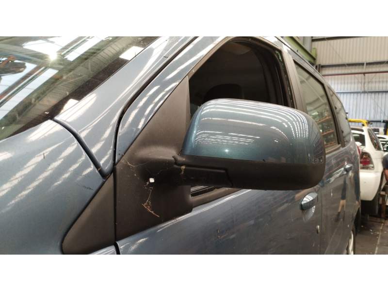 RETROVISOR IZQUIERDO 963025005R 