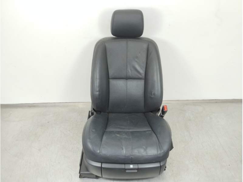 ASIENTO DELANTERO DERECHO A2219102436 