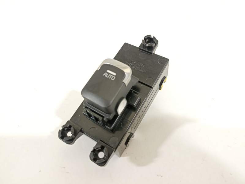 MANDO ELEVALUNAS TRASERO IZQUIERDO 93580A2100 