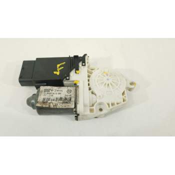 MOTOR ELEVALUNAS DELANTERO DERECHO 1J0959802G F005S00052 