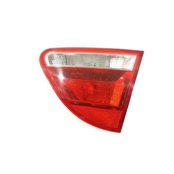PILOTO TRASERO DERECHO EN PORTON 3R5945094B 