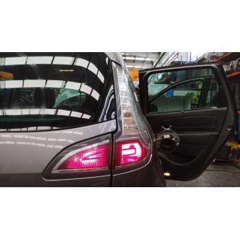 PILOTO TRASERO DERECHO 265508247R 