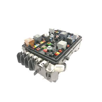 CAJA RELES / FUSIBLES 39040853 