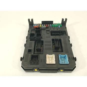 CAJA RELES / FUSIBLES 9661940480 BSI2004H05 216760315B