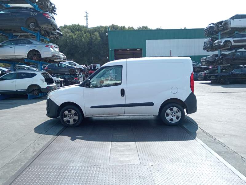 opel combo furgón/monospace (x12) del año 2015
