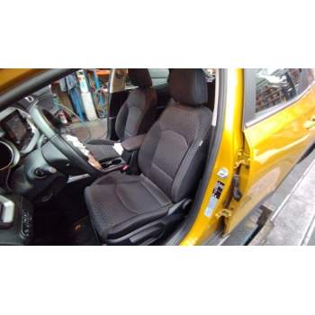 ASIENTO DELANTERO IZQUIERDO 