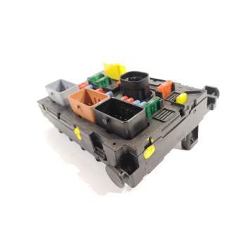 CAJA RELES / FUSIBLES 9661086980 