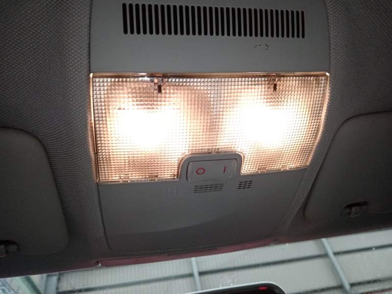 LUZ INTERIOR 