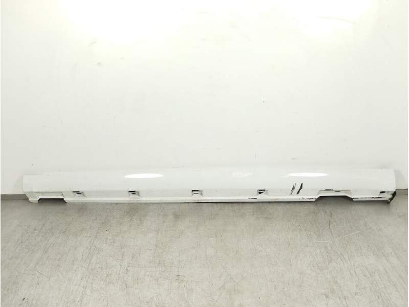 FALDON LATERAL 3C8853856 