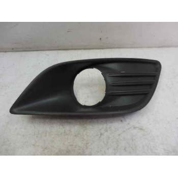 REJILLA PARAGOLPES DERECHA 8M51-199952-A 