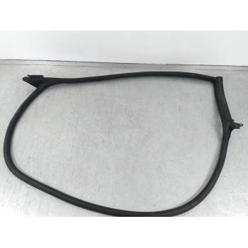 GOMAS CONTORNO PUERTA 8W8831707 