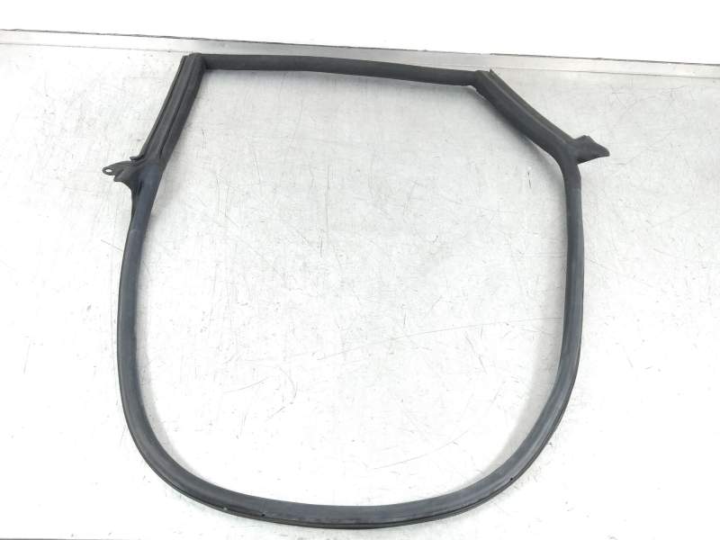 GOMAS CONTORNO PUERTA 8W8833707 