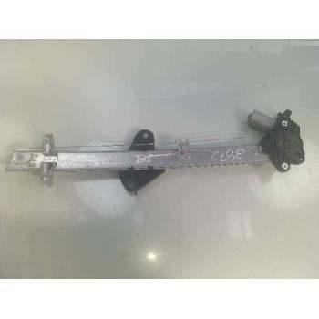 ELEVALUNAS DELANTERO IZQUIERDO CM01318 SN028Y03 GD558RD