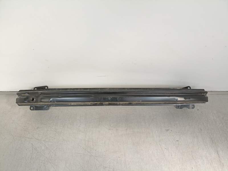 REFUERZO PARAGOLPES TRASERO 3C0807311 3AA807305 3AA807557