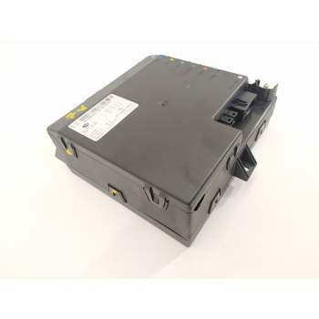 CAJA RELES / FUSIBLES A2215400401 5DK00901305 A2215458232