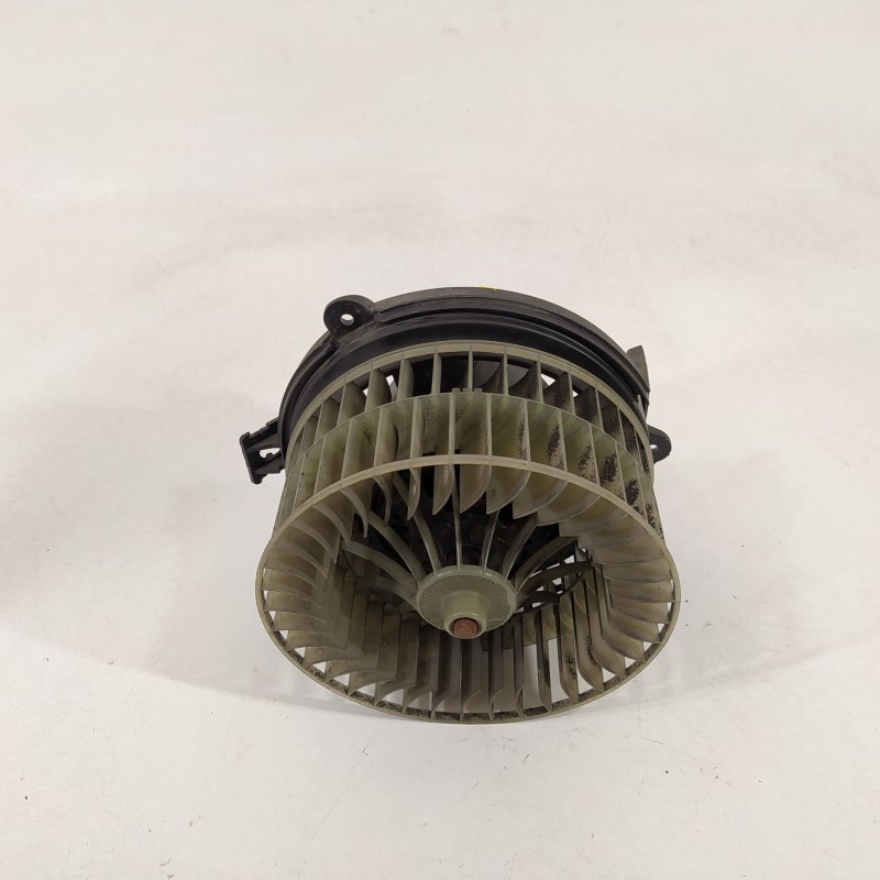 Recambio de ventilador calefaccion para mercedes clase e (w124) berlina e 230 (124.023) referencia OEM IAM   