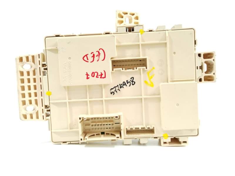 CAJA RELES / FUSIBLES 91950A2130 