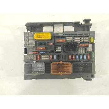 CAJA RELES / FUSIBLES 9667044880 BSMR0100 