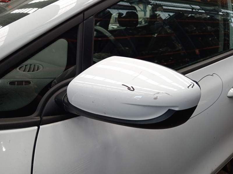 RETROVISOR IZQUIERDO 