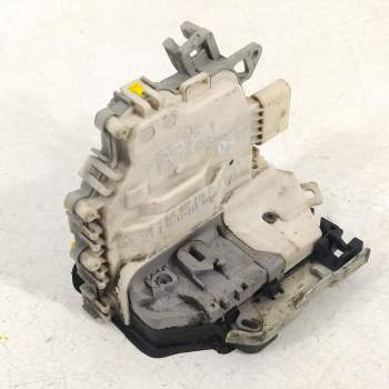 CERRADURA PUERTA DELANTERA DERECHA 8J1837016C 