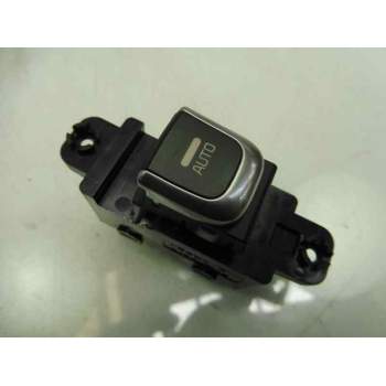 MANDO ELEVALUNAS DELANTERO DERECHO 93575A4020 