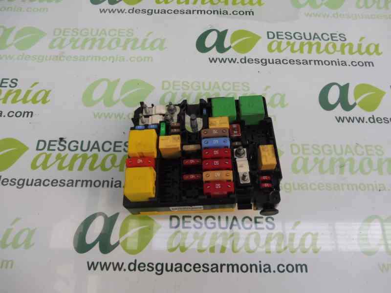 CAJA RELES / FUSIBLES 9804848580 