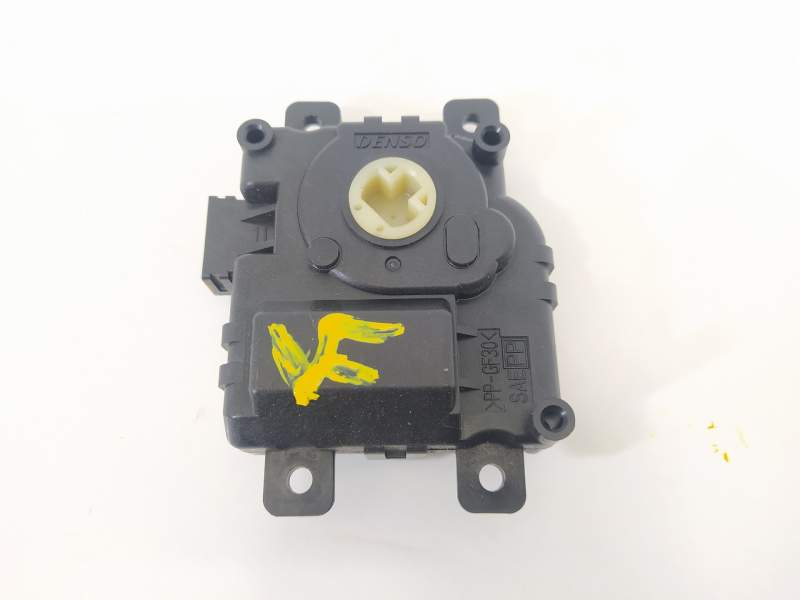 MOTOR APERTURA TRAMPILLAS CLIMATIZADOR AA1138003770 