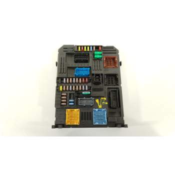 CAJA RELES / FUSIBLES 9819851480 