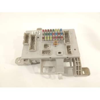 CAJA RELES / FUSIBLES 8198050030 
