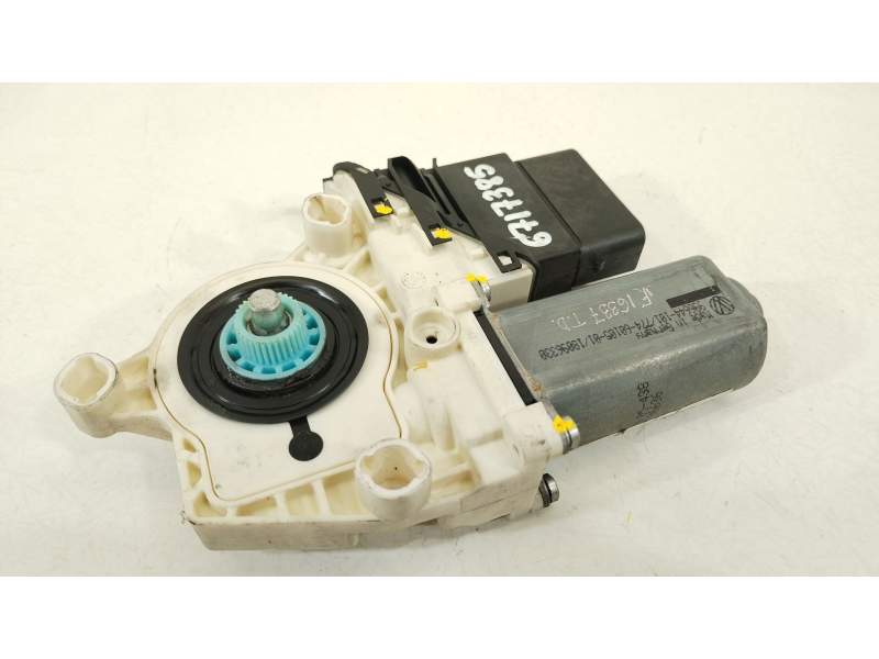 MOTOR ELEVALUNAS TRASERO DERECHO 1K0959704E 